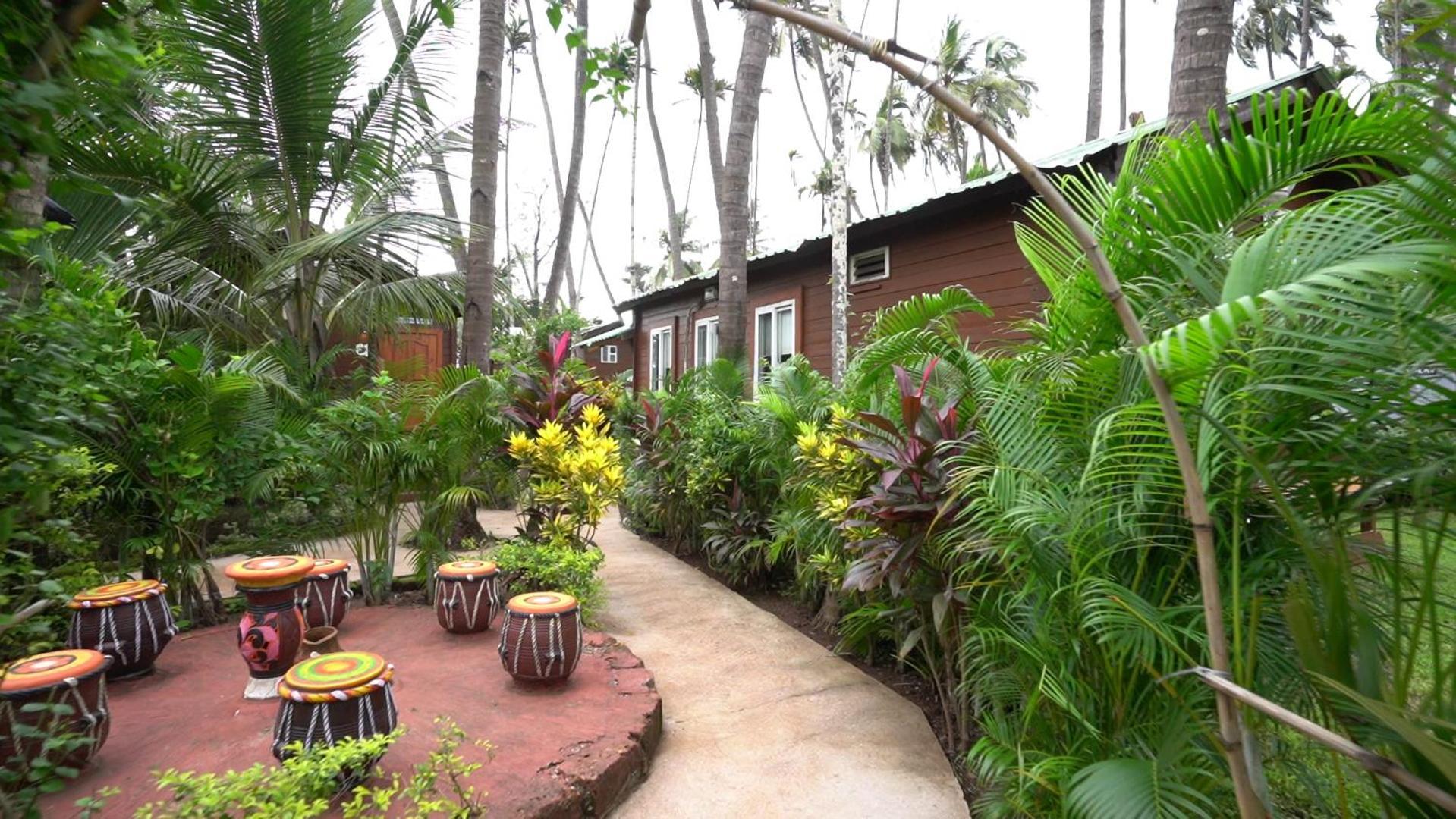 Tranquil Beach Resort Harihareshwar Exterior foto
